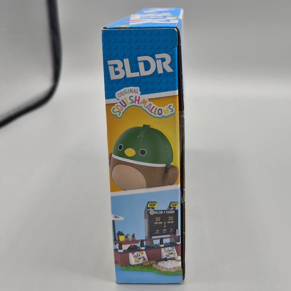 BLDR‎ Squishmallows Avery's Ball Game Building Set 0044 Mallow Stadium NEW